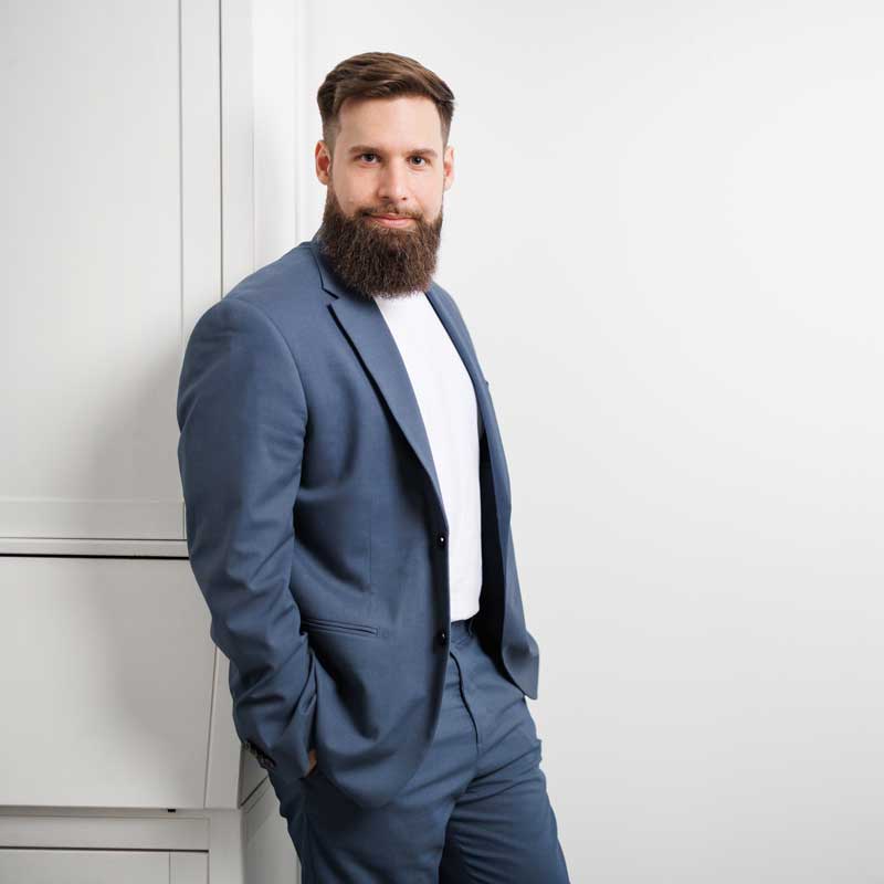 Porträt von Gregor Steiner, Psychotherapeut in Ausbildung unter Supervision in 1080 Wien