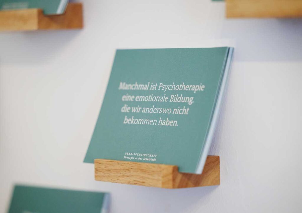 Postkarte der Praxis für Psychotherapie in 1080 Wien